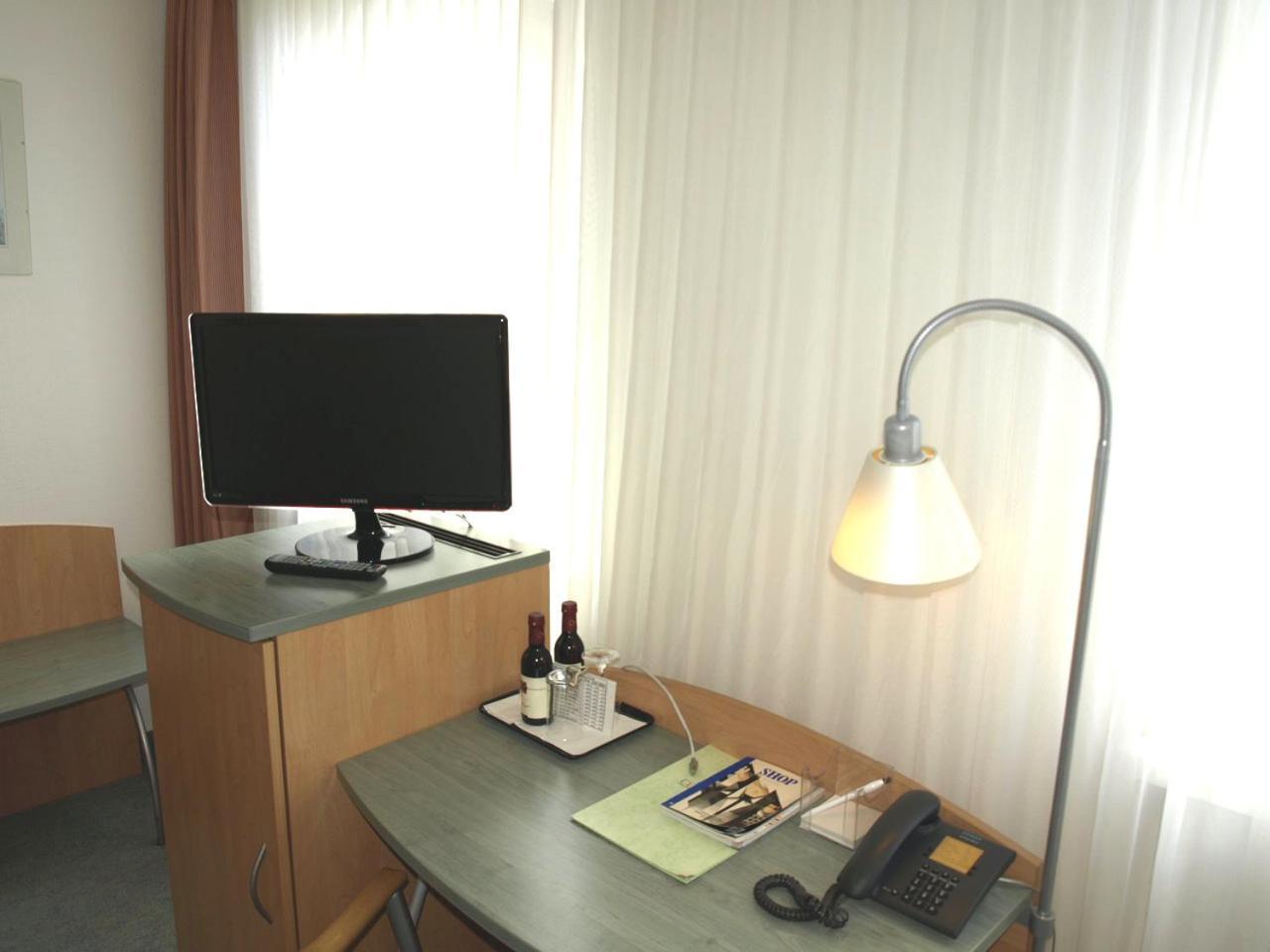 Central-Classic Hotel Stuttgart Zewnętrze zdjęcie