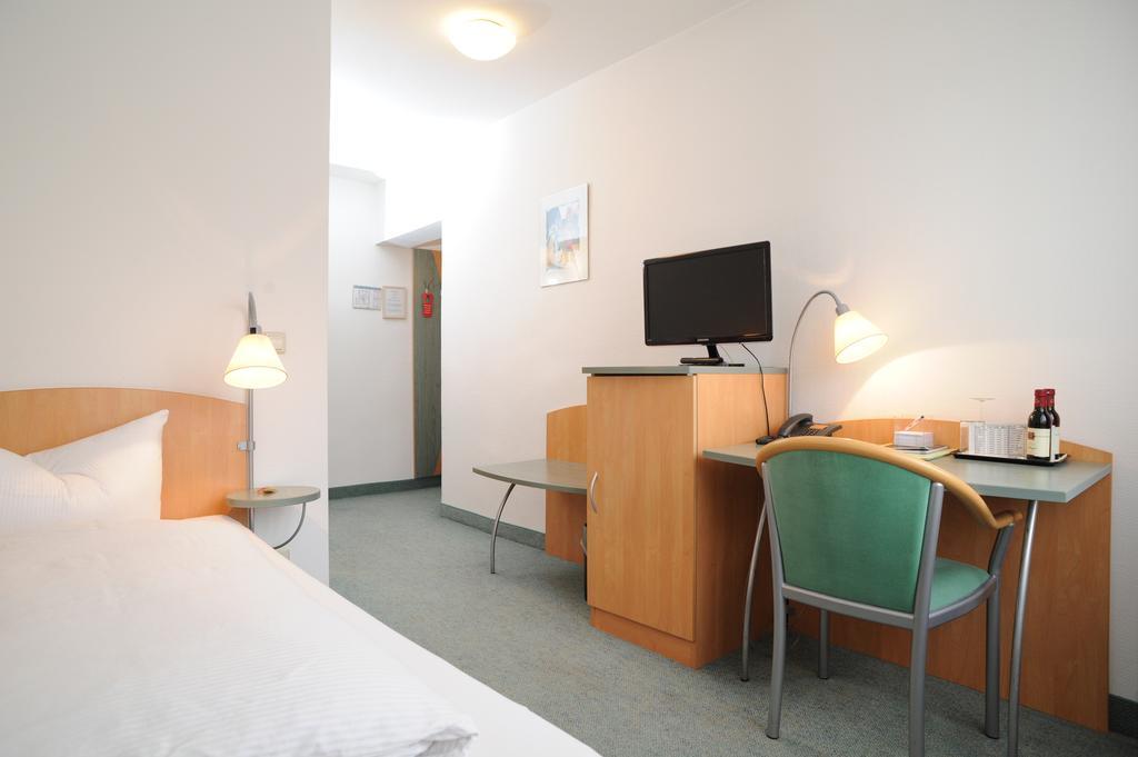 Central-Classic Hotel Stuttgart Zewnętrze zdjęcie