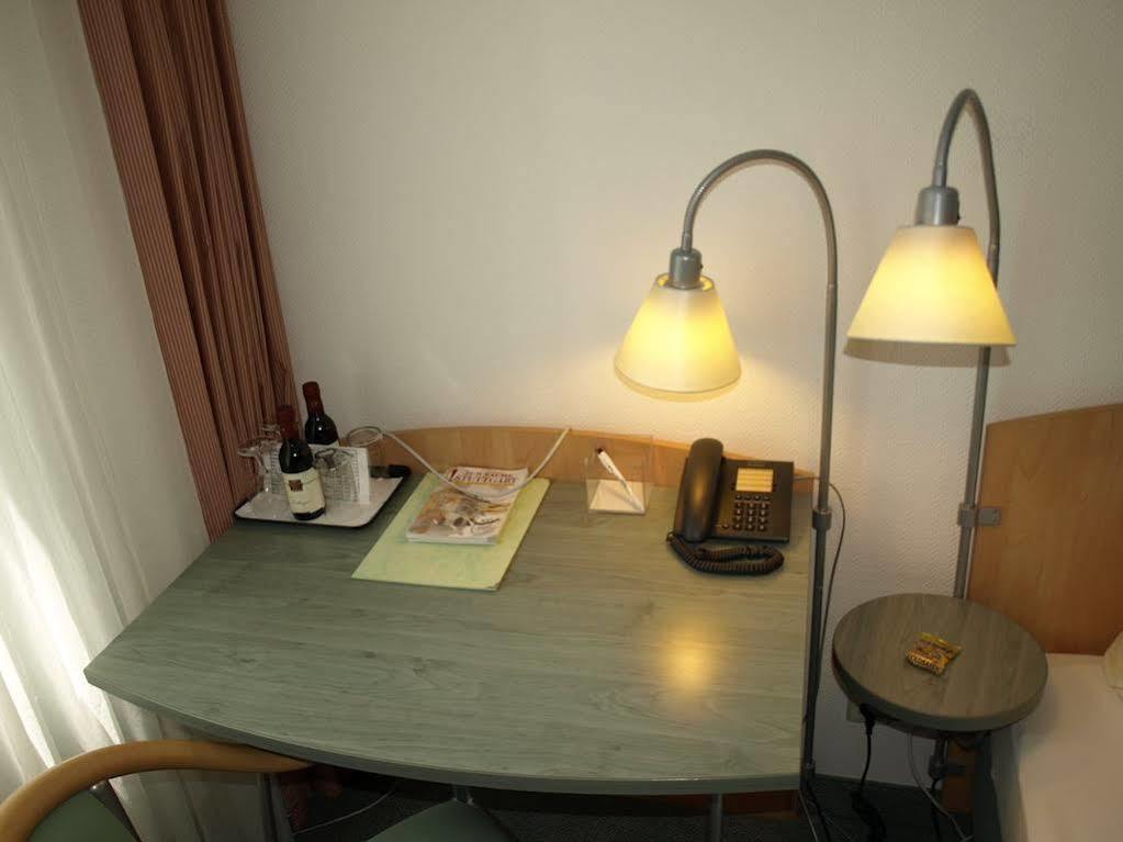 Central-Classic Hotel Stuttgart Zewnętrze zdjęcie