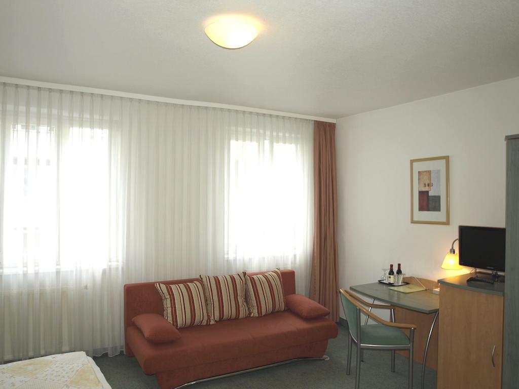 Central-Classic Hotel Stuttgart Pokój zdjęcie